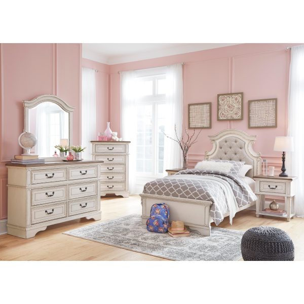 Signature Design by Ashley Realyn 6-Drawer Kids Dresser with Mirror B743-21 B743-26 Sale